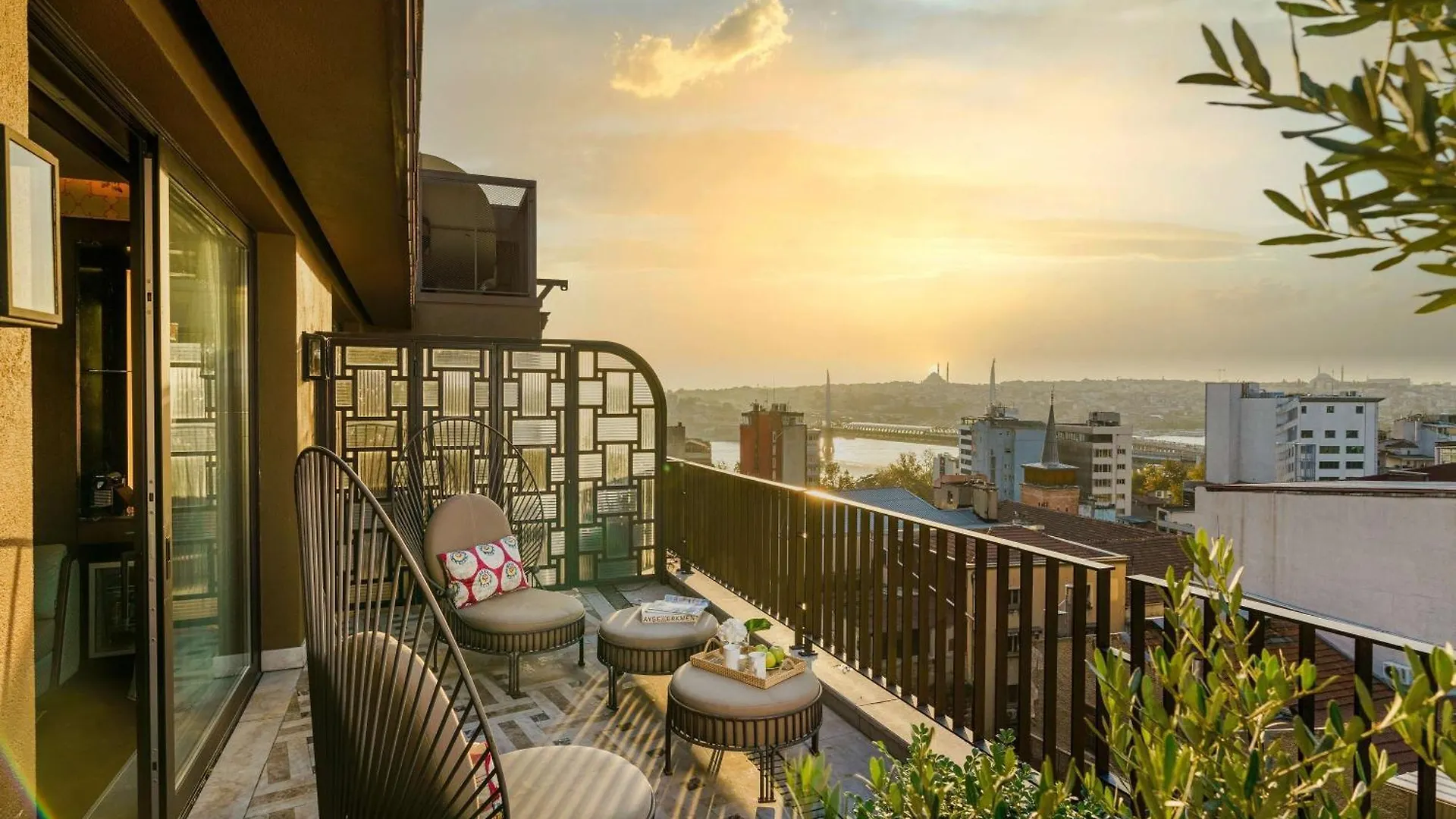 The Galata Istanbul Hotel Mgallery